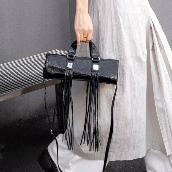 Fringe Muse — Genuine Leather Statement Bag. Women’s crossbody bag - Picture 5 of 9